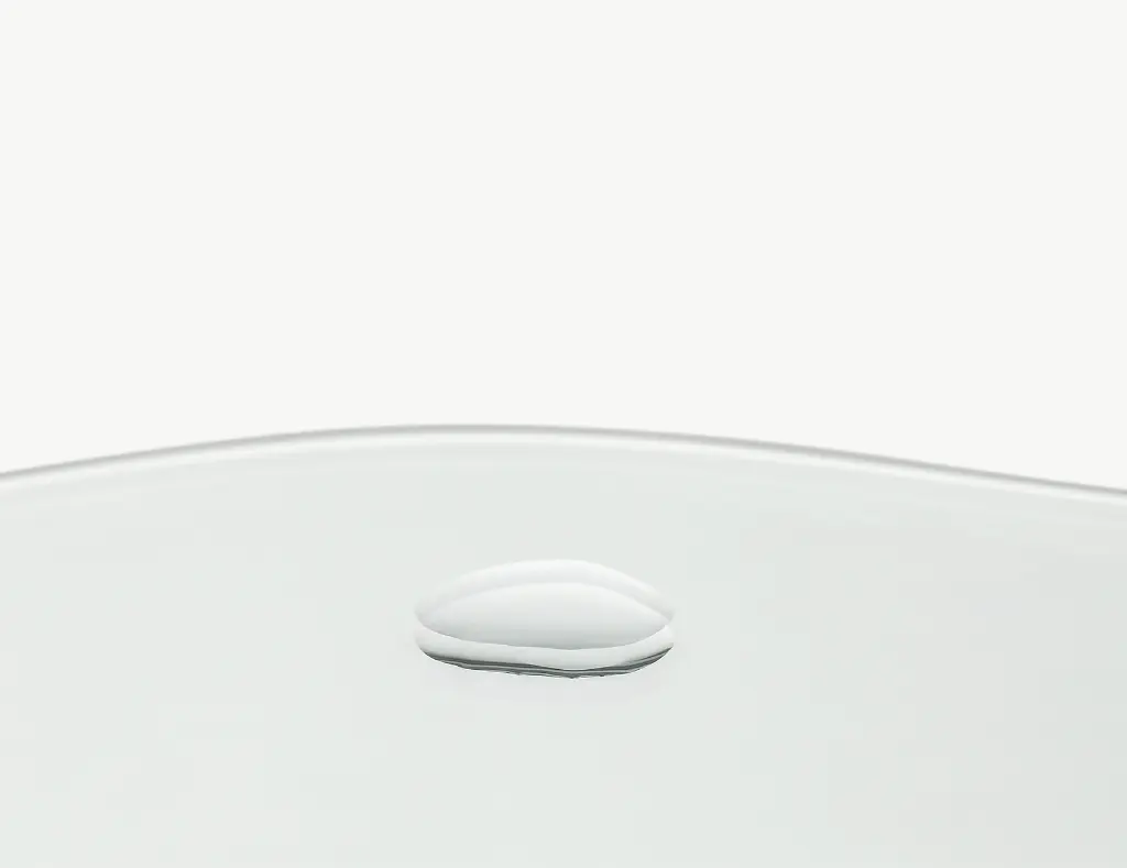 essential_mtm_labo_pdt_texture_1680x1296_20210422_custom-blended essential defender.webp